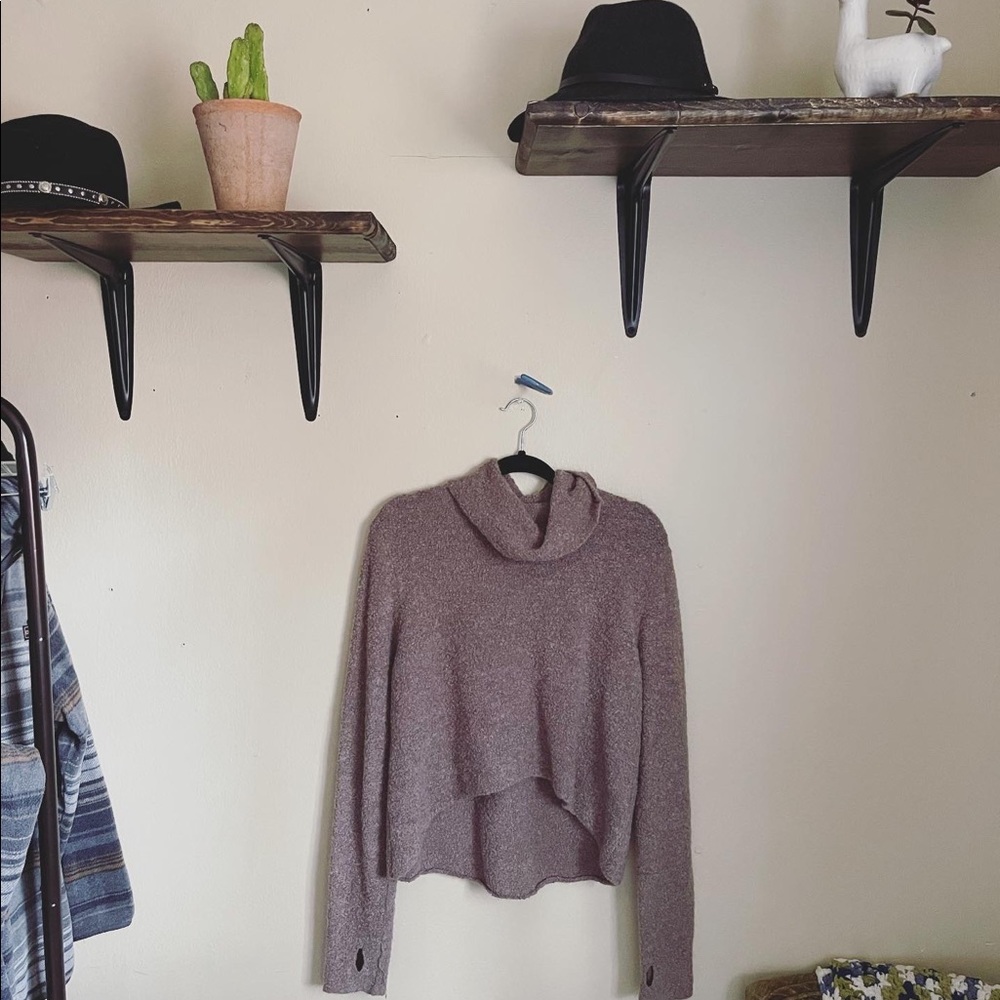✿ Wool Crop Sweater ✿